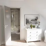 Flore D'hotes ベッド・アンド・ブレックファスト 4*