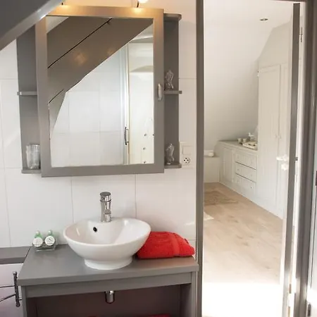 Couette-café Flore D'hotes 4*