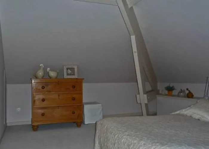 Flore D'hotes Bed & Breakfast 4*